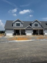 Penn Station Townhomes in Manheim, PA - Building Photo - Building Photo