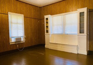 411 Gordon St in Lafayette, LA - Foto de edificio - Building Photo