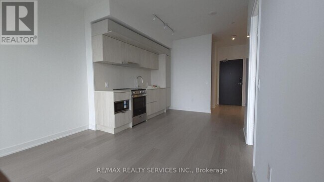 448 Burnhamthorpe Rd W in Mississauga, ON - Building Photo - Building Photo