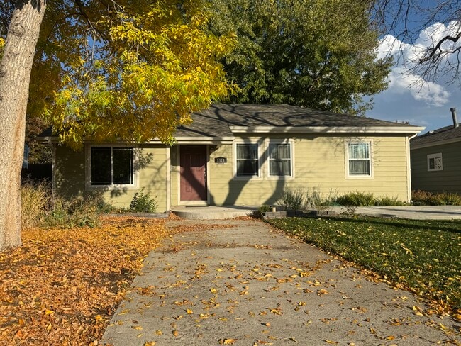 property at 5110 Clay St