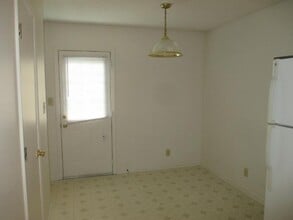 811 Stafford St in Clarksville, TN - Building Photo - Building Photo