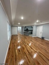 68 N 15th St in East Orange, NJ - Building Photo - Building Photo
