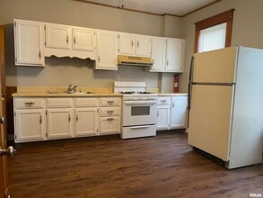 1721 W 16th St in Davenport, IA - Building Photo - Building Photo