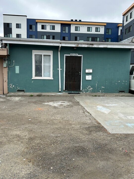 22626 2nd St in Hayward, CA - Building Photo