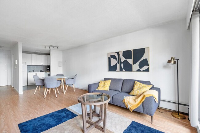 1855 W 2nd Ave in Vancouver, BC - Building Photo - Building Photo