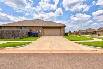 3300 NW 164th Terrace in Edmond, OK - Building Photo - Building Photo