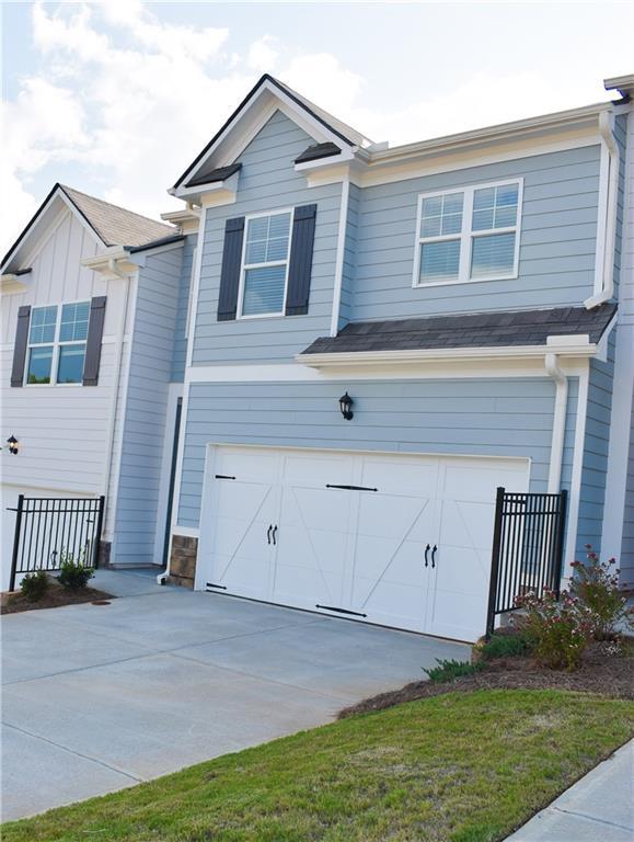6686 Corryton St in Flowery Branch, GA - Building Photo - Building Photo
