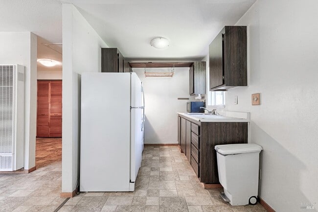 20 Eucalyptus Rd in Petaluma, CA - Building Photo - Building Photo