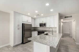 10965 E Hope Dr in Scottsdale, AZ - Building Photo - Building Photo
