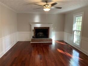 719 Laurel Chase SW in Marietta, GA - Building Photo - Building Photo