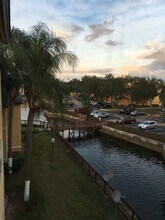 4512 Commander Dr in Orlando, FL - Building Photo - Building Photo