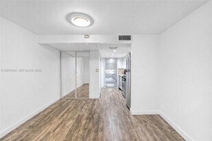 4121 NW 26th St in Lauderhill, FL - Building Photo