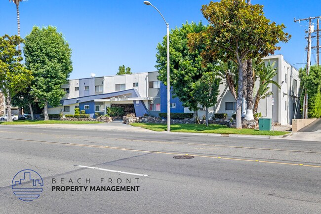 925-927 N. Olive St.; 314 E. La Palma Ave. in Anaheim, CA - Building Photo - Building Photo