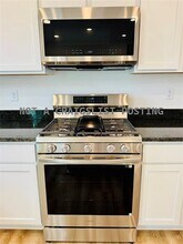 175 Lockheed Dr in Carnot-Moon, PA - Building Photo - Building Photo