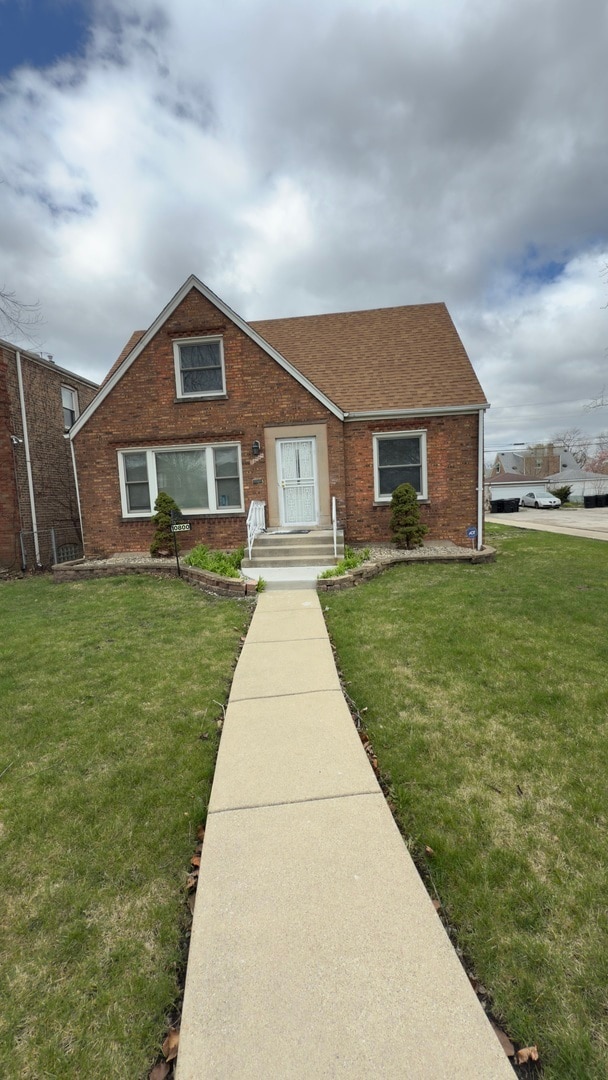 property at 10800 S Green St