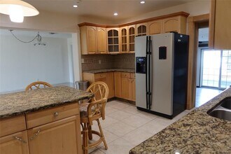 3713 Benson Ave N in St. Petersburg, FL - Building Photo - Building Photo