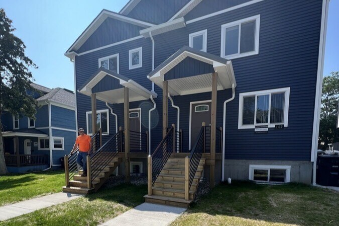 140 Hill St in Ann Arbor, MI - Building Photo