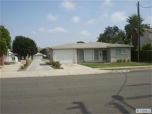 16652 California Ave in Bellflower, CA - Building Photo - Building Photo