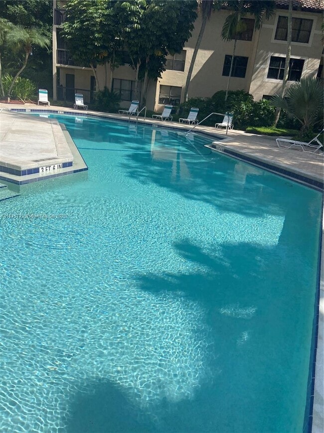 4501 W McNab Rd in Pompano Beach, FL - Building Photo - Building Photo