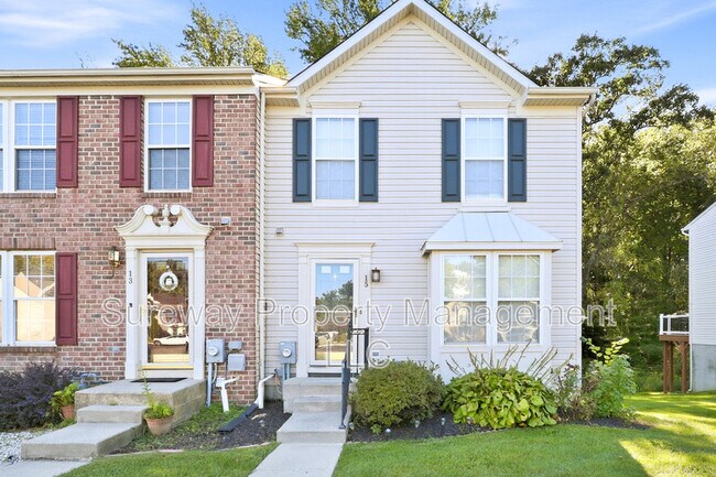 property at 15 Guilford Pl
