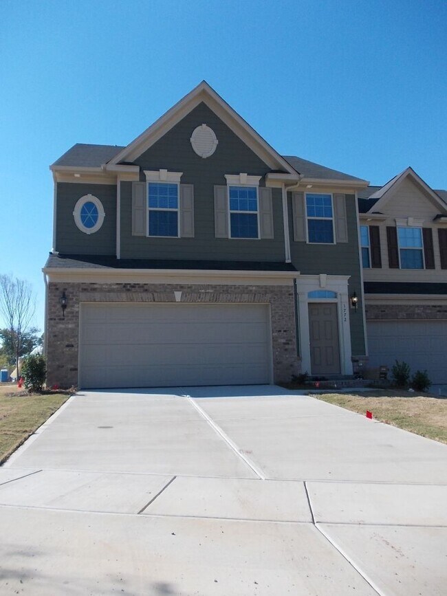 property at 1772 Evergreen Dr