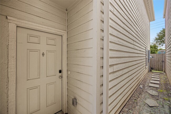 17123 Wilthorne Gardens Ct in Houston, TX - Foto de edificio - Building Photo