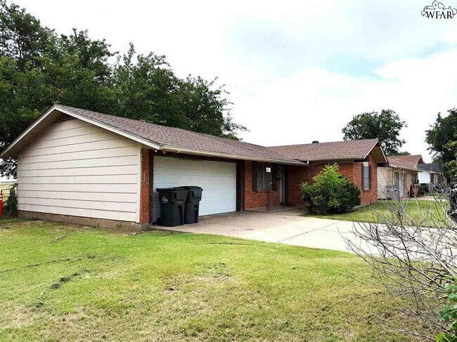 4811 Cypress Ave in Wichita Falls, TX - Building Photo - Building Photo