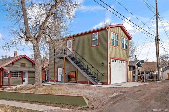 property at 444 N Spruce St