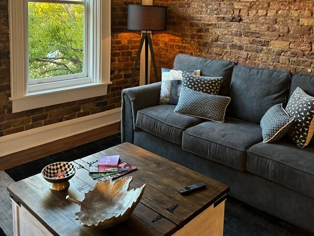 145 South St, Unit 3 in Athens, GA - Foto de edificio - Building Photo