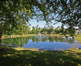 Vistas at Wedgewood in Powell, OH - Foto de edificio - Building Photo