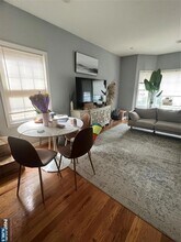 211 Cleveland Ave, Unit 2 in Harrison, NJ - Building Photo - Building Photo