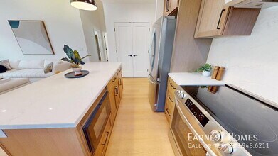 6441 Satsuma Ave in Los Angeles, CA - Building Photo - Building Photo