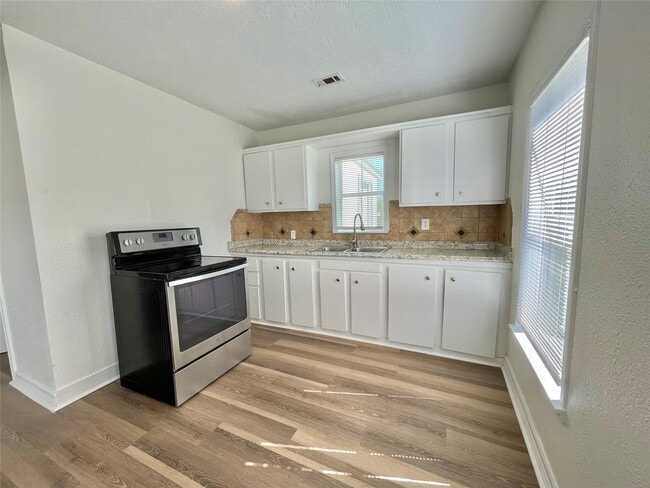 property at 310 E Texas St