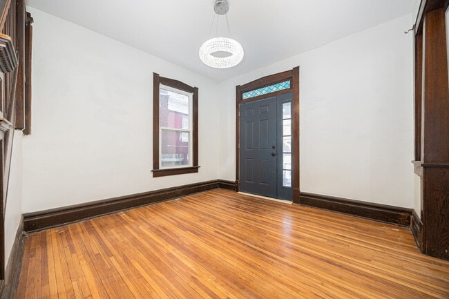 732 Bedford Ave in Columbus, OH - Building Photo - Building Photo