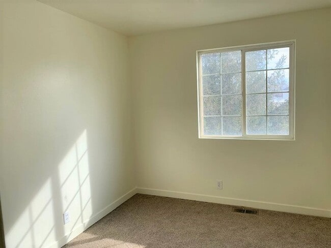 property at 3509 Forest Ct