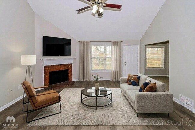 7792 Lowrance Rd in Memphis, TN - Building Photo - Building Photo