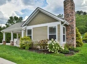 277 Old Farm School Rd in Asheville, NC - Building Photo