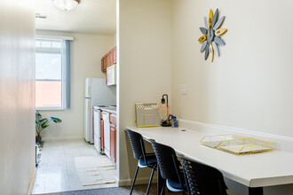 Corner House Apartments in Ann Arbor, MI - Building Photo - Interior Photo