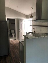 4630 Woodside St in Houston, TX - Building Photo - Building Photo