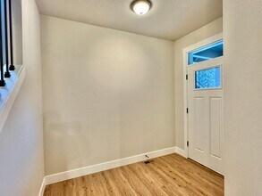 1309 NE 70th St in Vancouver, WA - Foto de edificio - Building Photo