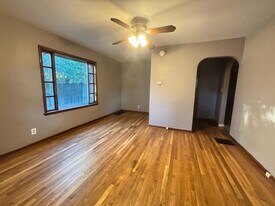 344 E Mithoff St in Columbus, OH - Building Photo