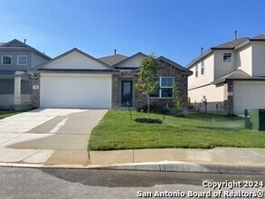 198 Sparrowhawk in San Antonio, TX - Building Photo - Building Photo