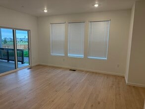 537 Nightsky St in Erie, CO - Building Photo - Building Photo
