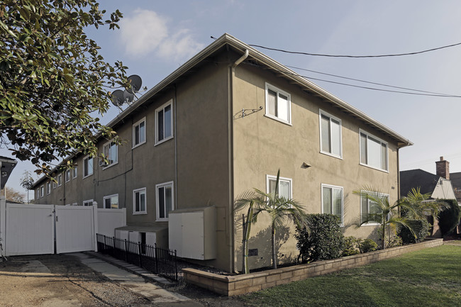 3810 Marron Ave in Long Beach, CA - Building Photo - Building Photo