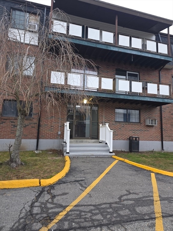 property at 103 Hart St