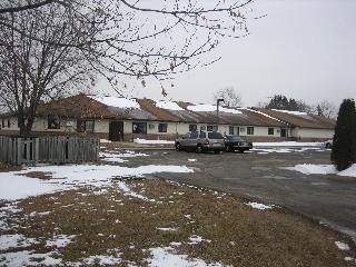 Bayview Terrace Apartments in Forestville, WI - Foto de edificio