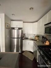 615 E 2nd St, Unit 1 in Boston, MA - Building Photo - Building Photo