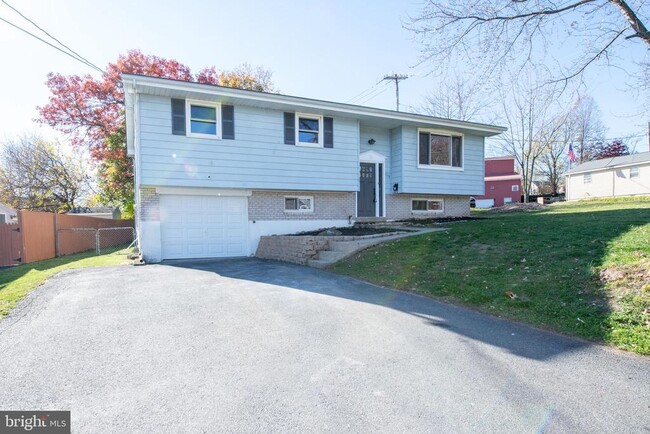 property at 710 W Callowhill St