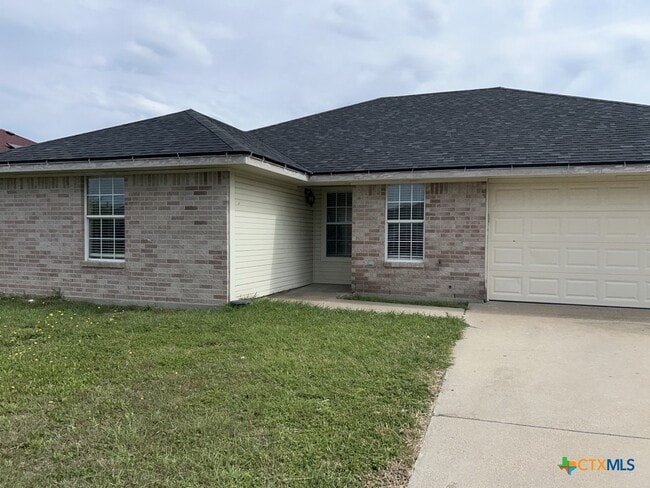 2611 Littlewood Dr