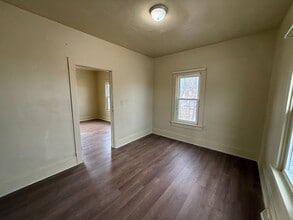 1123 11th Ave in Scottsbluff, NE - Building Photo - Building Photo